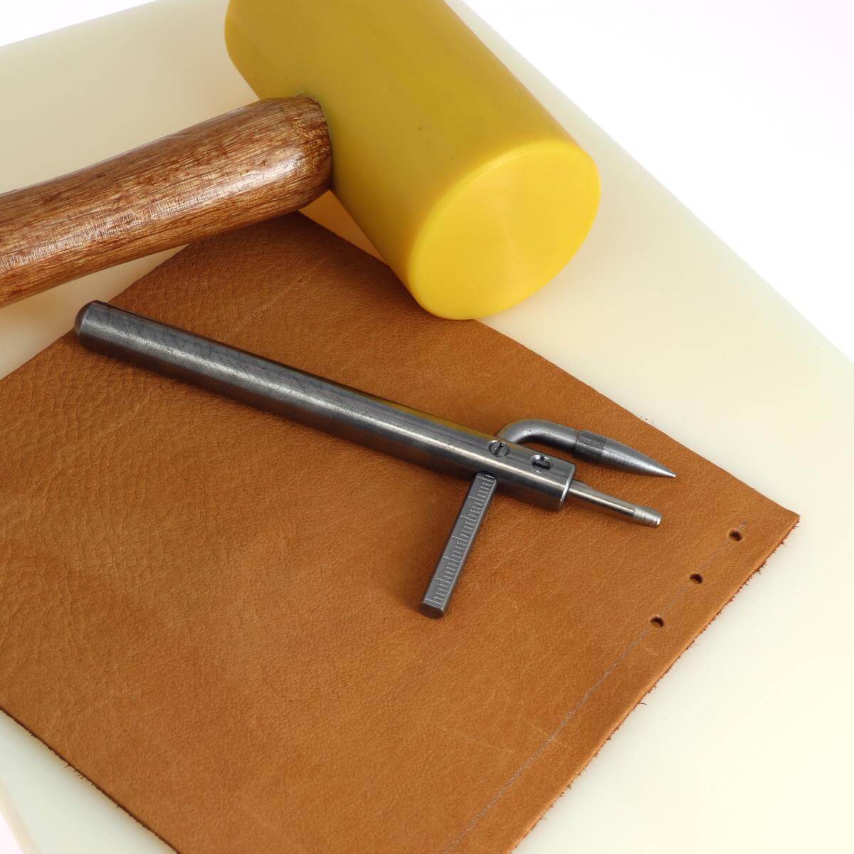 Emporte pièce de précision avec écarteur + 10 poinçons de rechange de 0,6 à 4 mm - Image 2