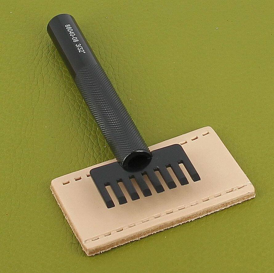 Griffe à frapper pour laçage cuir - Points droits 2,4mm - Entraxe 4,7mm - Image 4