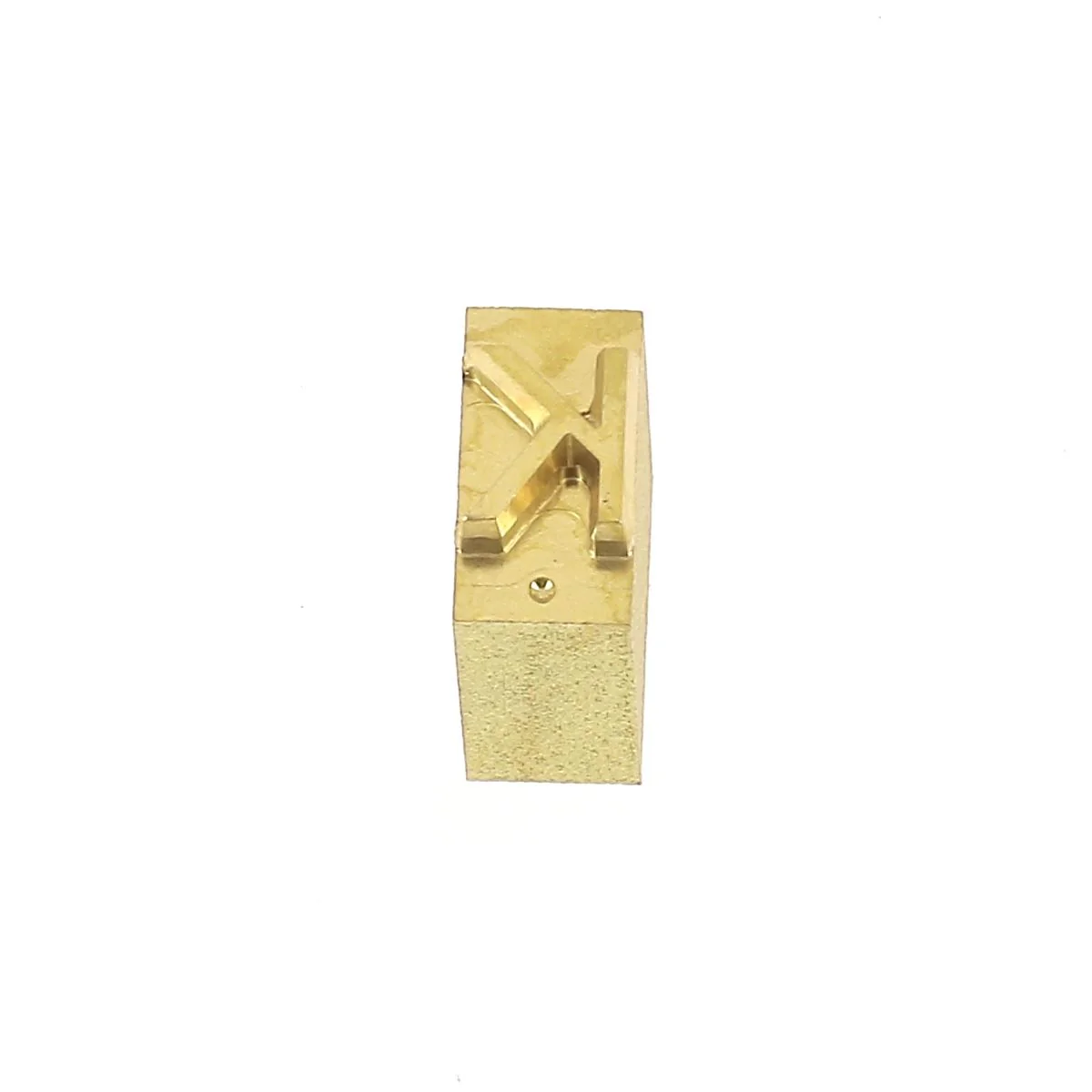 Lettre majuscule en laiton Arial taille 6mm - Deco Cuir - Image 15